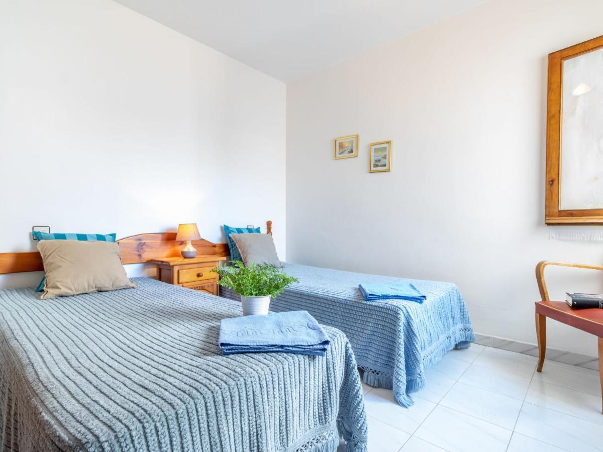 Apartment Els Jardins III By Interhome Росес Екстер'єр фото